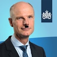 Keurige man. VOOR EEN NAZI Keurige man. VOOR EEN NAZI