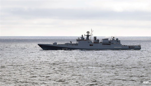 evalueren Plotselinge afdaling Voorman GeenStijl: LIVEBLOG. Geruchten in Oekraïne over zinken van Russisch fregat  Admiral Makarov