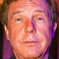 valt er hier nog wat onder het tapijt te smijten of wat valt er hier nog wat onder het tapijt te smijten of wat