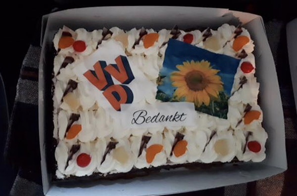 Opmerkelijk Excentriek rechtdoor GeenStijl: Rotterdam vordert €14.5K bijstand terug wegens verkopen van  zelfgebakken taarten